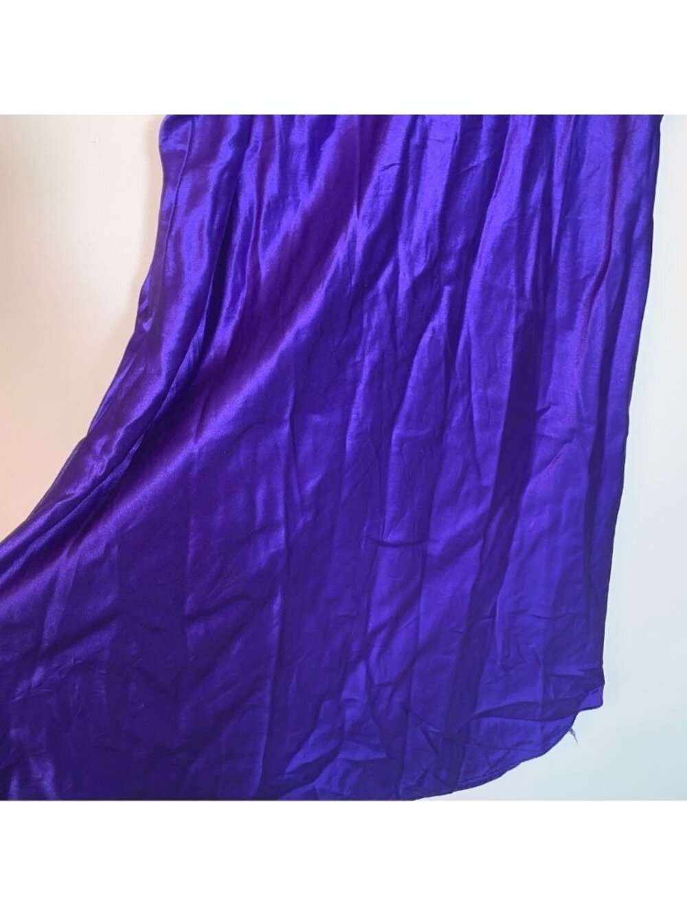 Vintage Purple Chemise 100% Silk - Picture 6 of 9